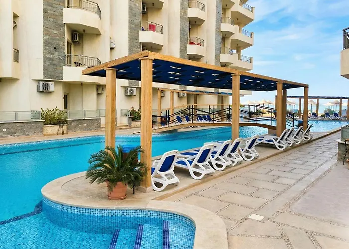 La Quinta With Crystal الغردقة