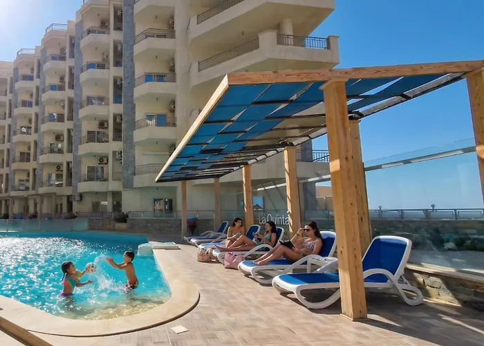 La Quinta With Crystal 3* الغردقة